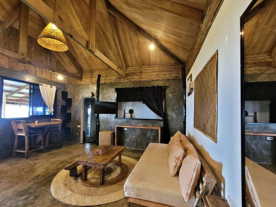 Tarzans House Villa General Luna  Exterior photo